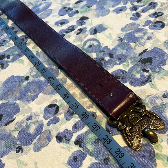 Kurt Geiger Metal Buckle Hook Closure Leather Belt Size Small Size 36 - Picture 9 of 10